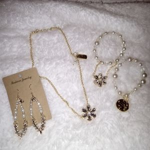 Hand made necklace set